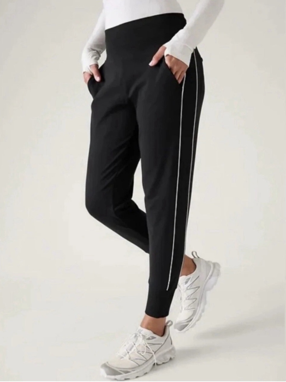 Athleta Venice Jogger Pants Side Piping Black/White Stripe Casual Women’s Small
